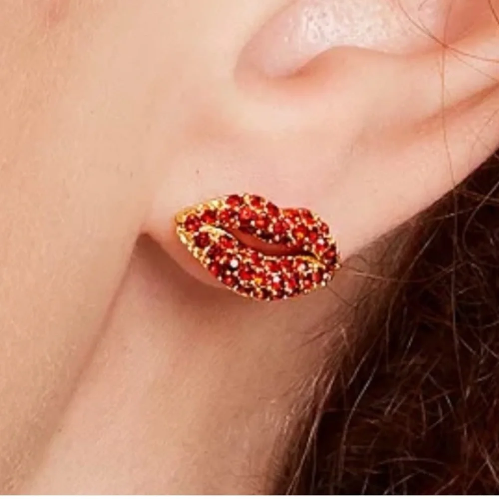 Kate Spade Kiss Kiss Lips stud earrings‎ NWT